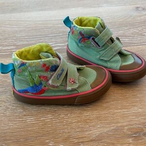 Clarks x Frugi Kids Sneakers with Colorful Bird Embroidery